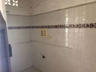 Foto 28 de BODEGA - SANTANDER