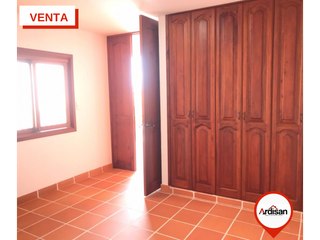 Foto 9 de CASA ESQUINERA CENTRAL CON 4 LOCALES EN RENTA