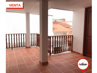 Foto 5 de CASA ESQUINERA CENTRAL CON 4 LOCALES EN RENTA