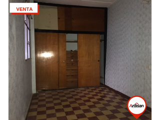 Foto 15 de VENTA ó ARRIENDO - CASA COMERCIAL PLANA CENTRAL