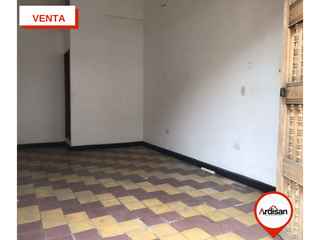 Foto 7 de VENTA ó ARRIENDO - CASA COMERCIAL PLANA CENTRAL