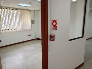 Foto 13 de La Kennedy, Oficina y Galpón en Renta, 2759.71m2, 5 Ambientes