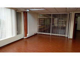 Foto 6 de La Kennedy, Oficina y Galpón en Renta, 2759.71m2, 5 Ambientes