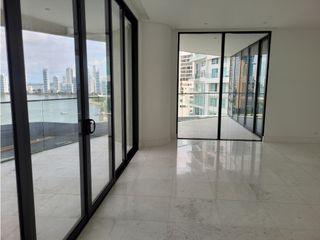 Foto 4 de Apartamento bocagrande sobre la bahia