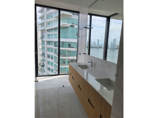 Foto 6 de Apartamento bocagrande sobre la bahia