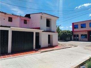 Foto 2 de SE VENDE CASA BARRIO PROVIVIENDA
