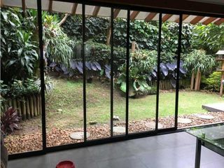 Foto 2 de Casa Reformada Ecx Ubicación Poblado la concha 339m2💰1400 Mill