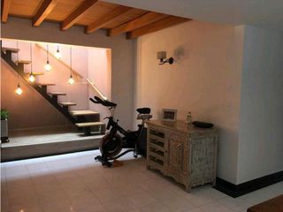 Foto 7 de Casa Reformada Ecx Ubicación Poblado la concha 339m2💰1400 Mill