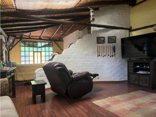 Foto 9 de Venta de Quinta Amueblada, Azogues, Guapán, Sector Aguilán, 2070m²