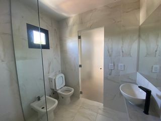Foto 18 de Piso en venta en Bernal Centro
