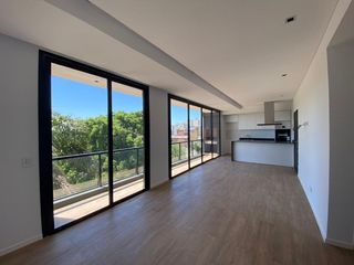 Foto 1 de Piso en venta en Bernal Centro