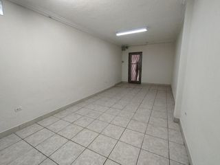 Foto 34 de Casa Rentera de Oportunidad, 5 departamentos y 2 locales comerciales, El Ejido, Quito