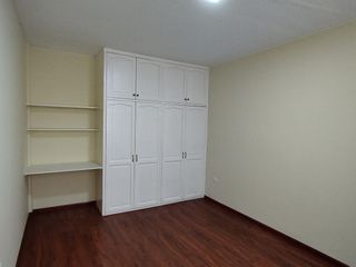 Foto 33 de Casa Rentera de Oportunidad, 5 departamentos y 2 locales comerciales, El Ejido, Quito
