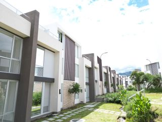 Foto 36 de Casas VIP en venta, de 2 y 3 habitaciones dentro de Urbanización