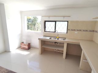 Foto 11 de Amplio Terreno en renta de 8700 m²con una suite rustica - Sector Alangasi