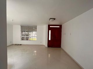 Foto 2 de ARRIENDO de CASAS en BUCARAMANGA