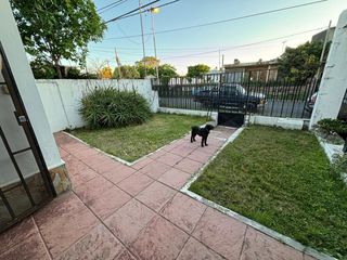 Foto 1 de Casa en  Casiano Calderon