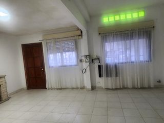 Foto 8 de Casa en  Casiano Calderon