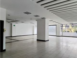 Foto 5 de La Mariscal, Oficina en Renta, 460m2, 6 Ambientes