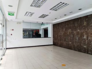 Foto 8 de La Mariscal, Oficina en Renta, 460m2, 6 Ambientes