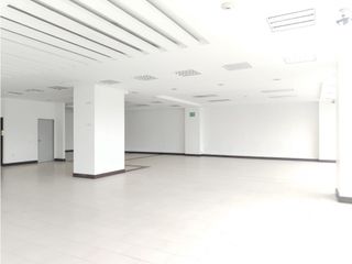 Foto 4 de La Mariscal, Oficina en Renta, 460m2, 6 Ambientes