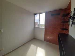 Foto 10 de SE ARRIENDA APTO  PRADOS DE VALVERDE