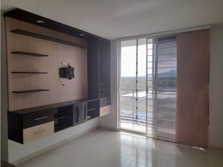 Foto 6 de SE ARRIENDA APTO  PRADOS DE VALVERDE
