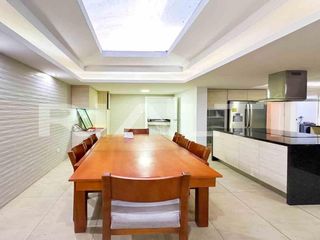 Foto 6 de Amplia casa en venta en Monteserrín, en conjunto privado