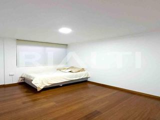 Foto 8 de Amplia casa en venta en Monteserrín, en conjunto privado