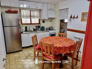 Foto 2 de VENTA departamento de 4 dormitorios, de 100 mts, centro San Carlos de Bariloche