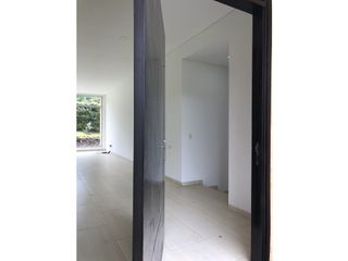 Foto 42 de VENDO ESPECTACULAR CASA CONDOMINIO RENANIA