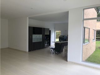 Foto 52 de VENDO ESPECTACULAR CASA CONDOMINIO RENANIA