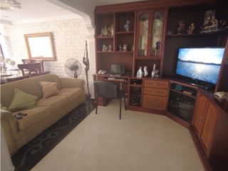 Foto 4 de EN VENTA CASA CACIQUE IMPERIAL LAGOS DEL CACIQUE BUCARAMANGA