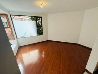 Foto 4 de ¡Precio de Oportunidad! Hermosa casa en conjunto cerrado en Chicó Navarra