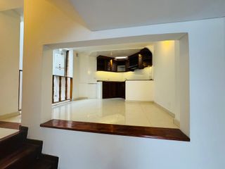 Foto 2 de ¡Precio de Oportunidad! Hermosa casa en conjunto cerrado en Chicó Navarra