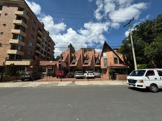 Foto 1 de ¡Precio de Oportunidad! Hermosa casa en conjunto cerrado en Chicó Navarra