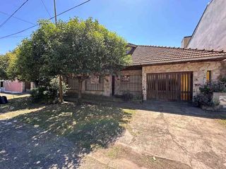 Foto 2 de Chalet en venta en Quilmes Oeste