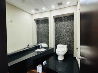 Foto 19 de OFICINA en ARRIENDO/VENTA en Bogotá Granada-Chapinero