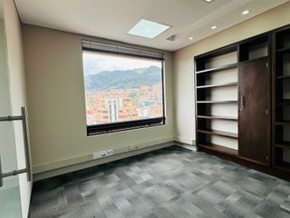 Foto 8 de OFICINA en ARRIENDO/VENTA en Bogotá Granada-Chapinero
