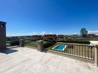 Foto 10 de Casa en venta con renta en San Gabriel, Villanueva