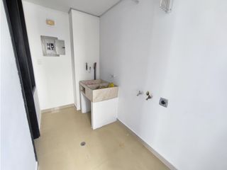 Foto 7 de APARTAMENTO EN VENTA EN CIUDAD JARDIN CON TRIPLE PARQUEADERO C-VR