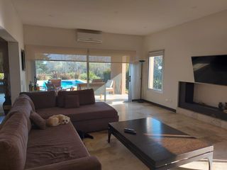 Foto 9 de Alquiler temporario. Casa sobre el golf - Golfer's