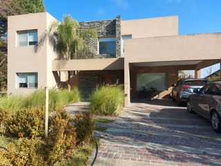 Foto 5 de Alquiler temporario. Casa sobre el golf - Golfer's