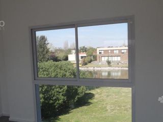 Foto 3 de CASA EN VENTA EN BARRIO SAN MARCO AL AGUA - MAROTO PROPIEDADES