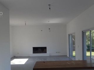 Foto 16 de CASA EN VENTA EN BARRIO SAN MARCO AL AGUA - MAROTO PROPIEDADES