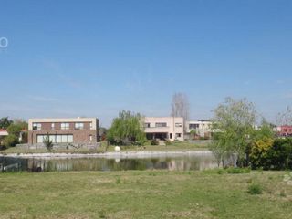 Foto 15 de CASA EN VENTA EN BARRIO SAN MARCO AL AGUA - MAROTO PROPIEDADES