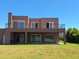 Foto 2 de Casa en  Venta en Haras Santa Maria