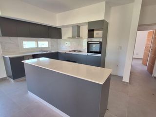 Foto 9 de Casa en  Venta en Haras Santa Maria