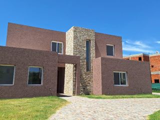 Foto 30 de Casa en  Venta en Haras Santa Maria
