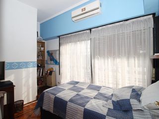 Foto 49 de Casa • 6 ambientes • retasado Excelente estado • Humaita 7200